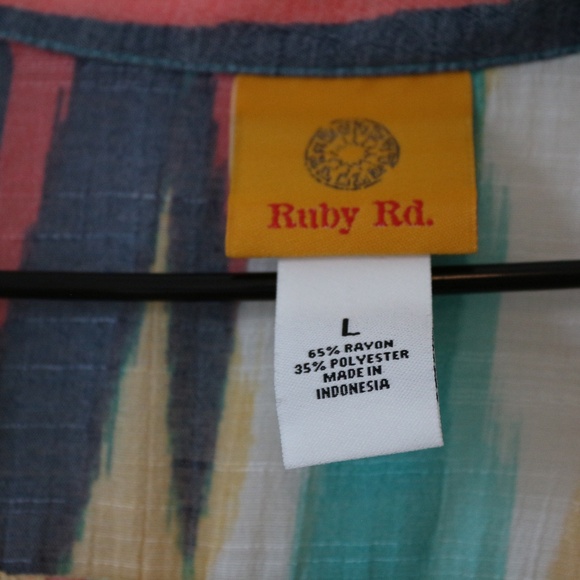 Ruby Rd 3/4 Sleeve Flowy Button Up (Large) - Picture 2 of 6
